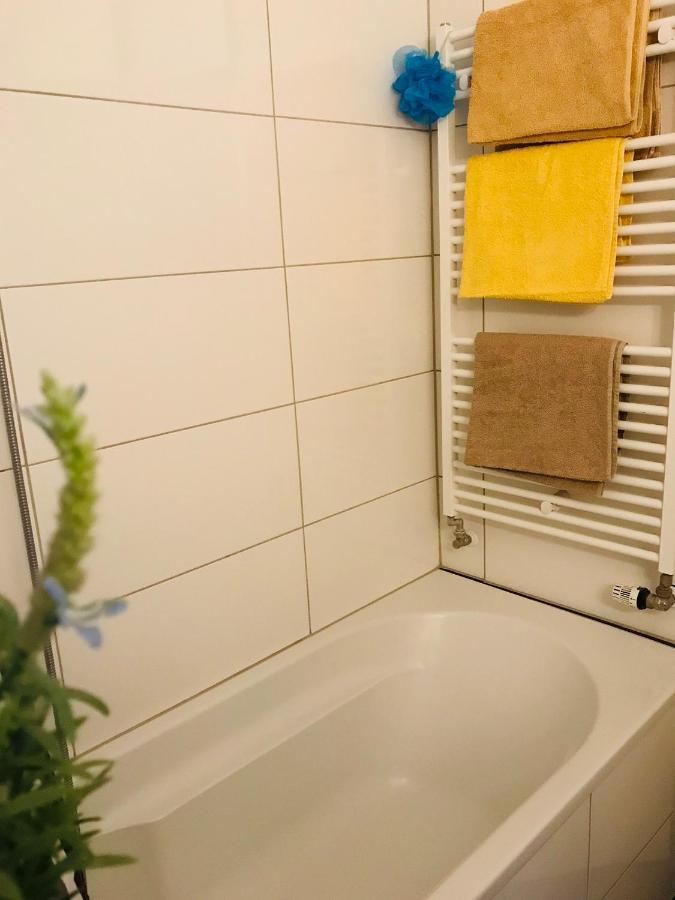Messe Apartment Koeln West Εξωτερικό φωτογραφία